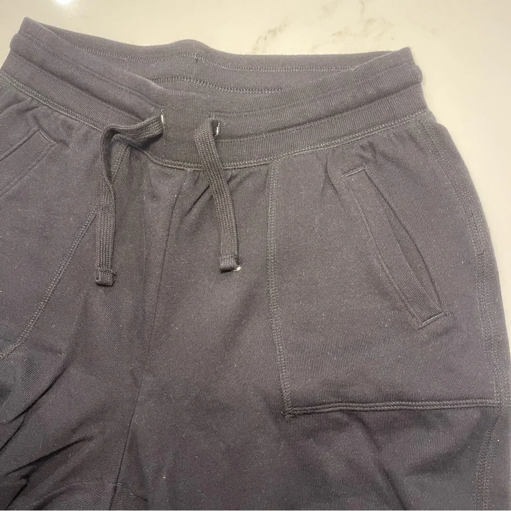 NWOT Old Navy Women’s Black Jogger Pants w Pockets - Picture 7 of 10